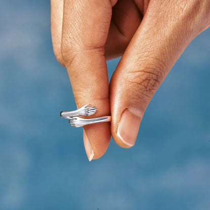 Lleva 2 Paga 1 | Anillo Abrazo Eterno + Joyero de REGALO